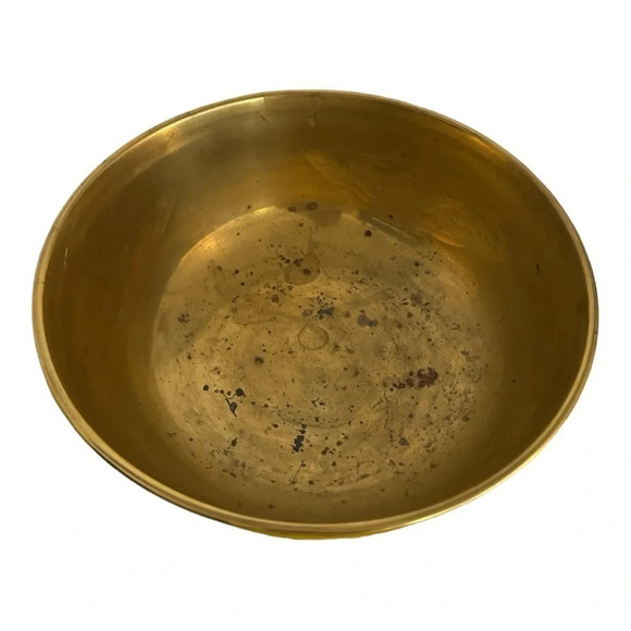Large Vintage Brass Bowl - Picture 6 of 9